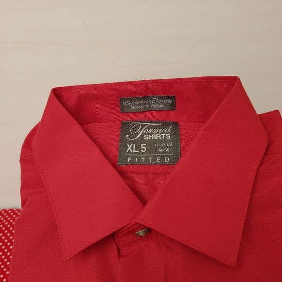 MEN'S SLIM FIT LUXE MICROFIBER SPREAD COLLAR DRESS SHIRT. - Picture 2 of 4